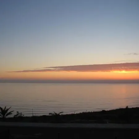 Apartment Ocean Views - 270 Degrees *